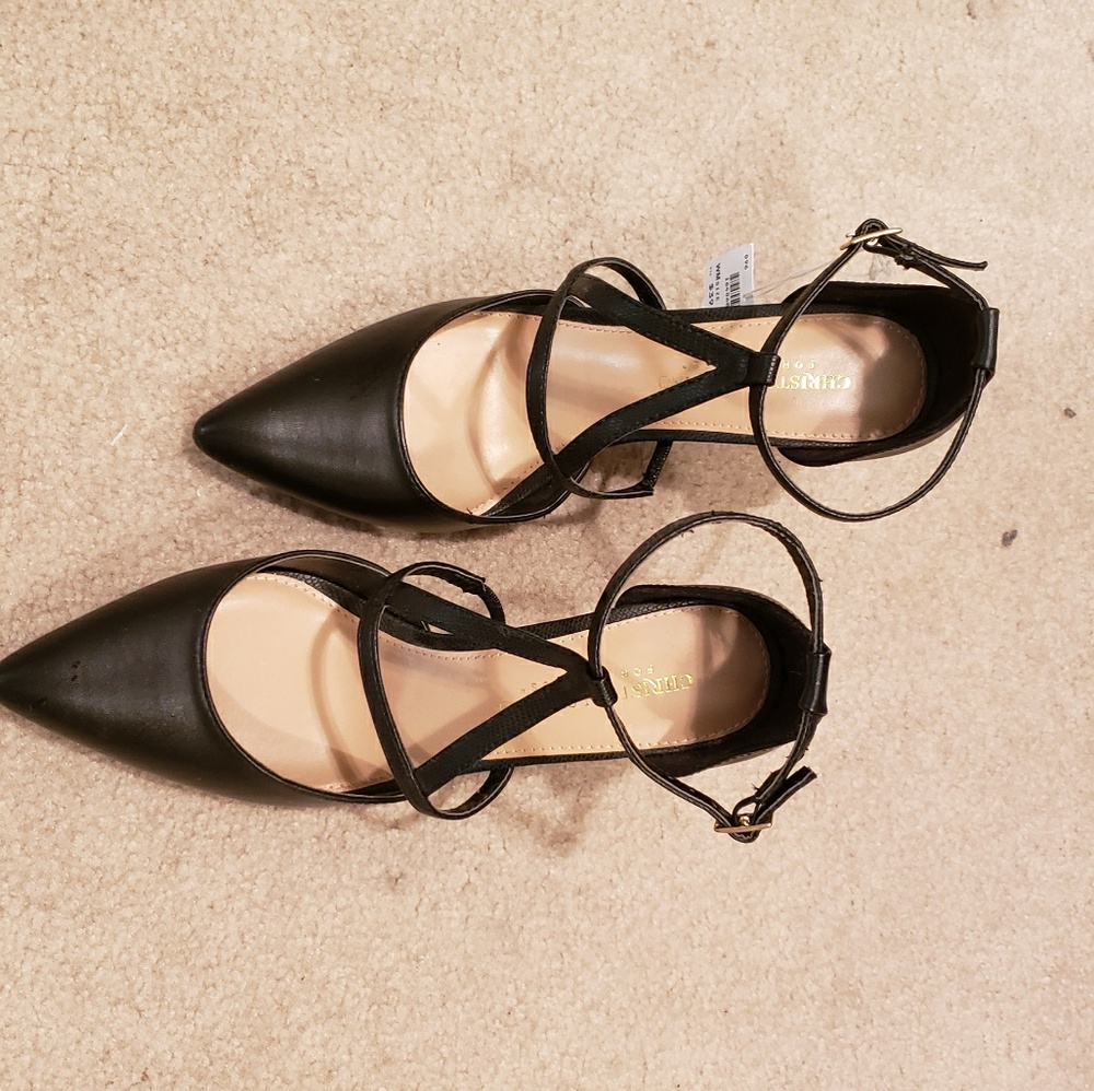 Black heels/pumps